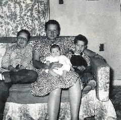 Tony, Aunt Sallie Ann Dorrough (Makinen ), Sally, Don Sayger
